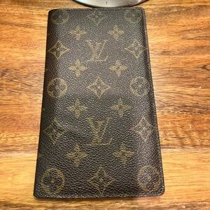 Vintage Louis Vuitton Monogram Passport/Wallet